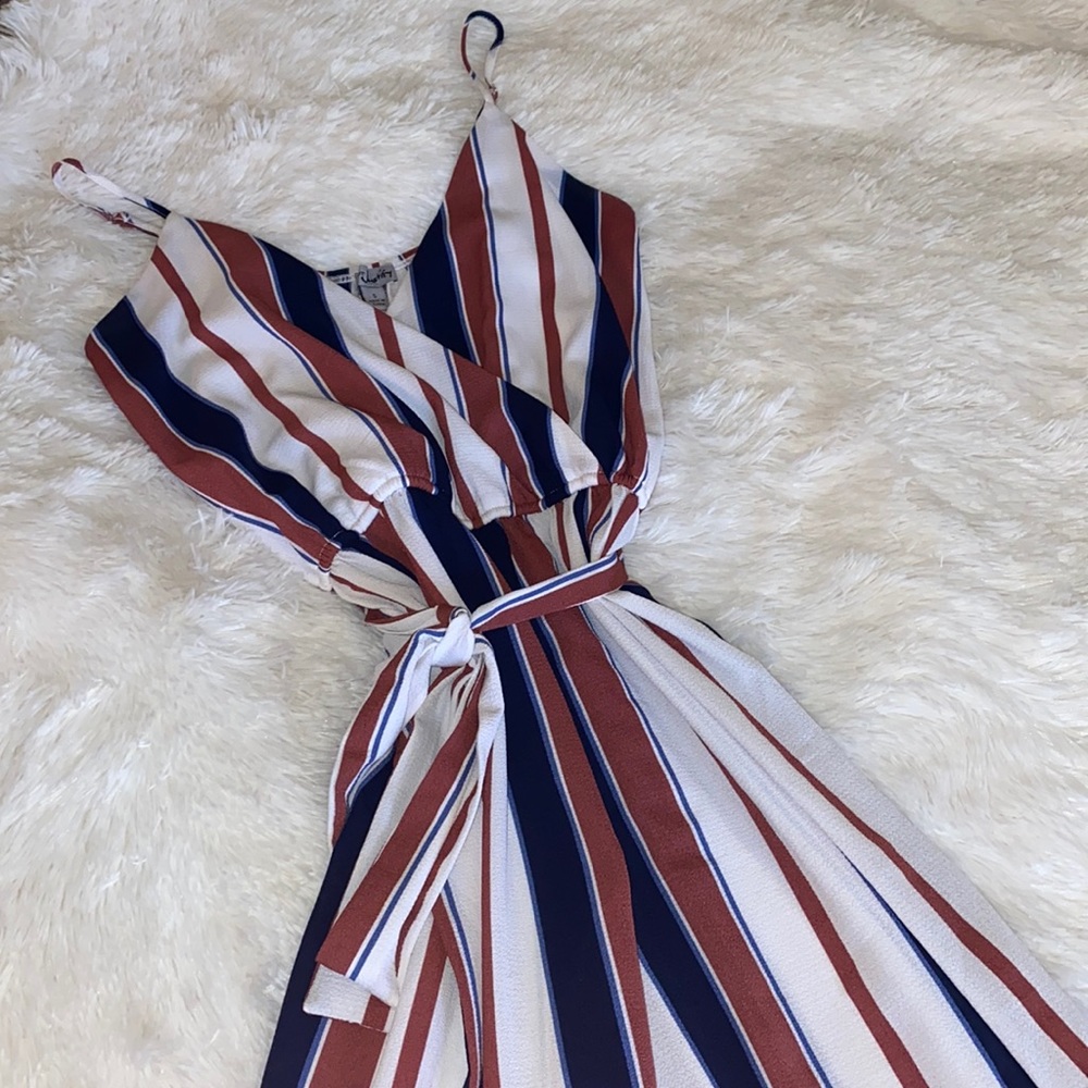 J for Justify Jumpsuit Size S!! 🤍💙❤️